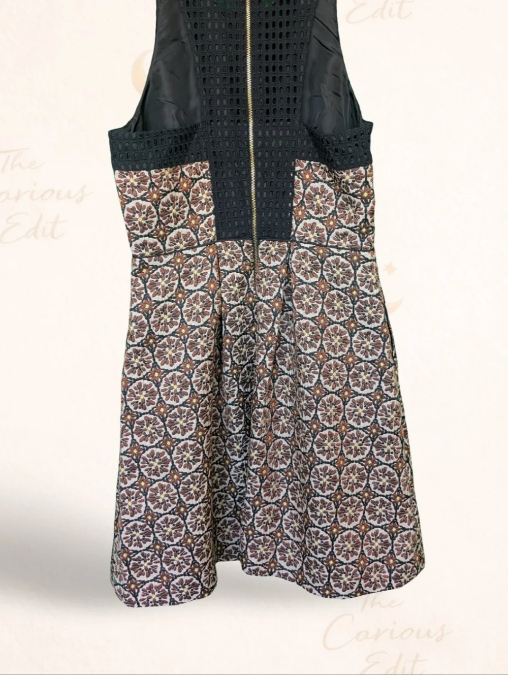 H&M Patterned Fit & Flare Dress w/ Pockets | Mixed Media | Size 8 - Picture 2 of 5